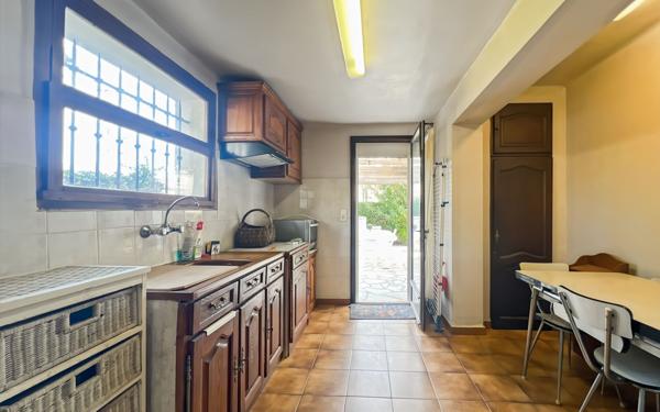 Maison à vendre    6 pièces •  Fréjus