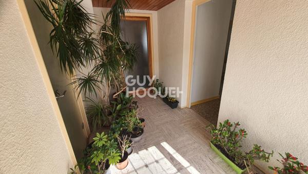 Maison avec local professionnel, 12 pièces, à Chazelles-sur-Lyon