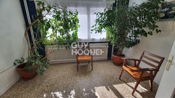 Maison avec local professionnel, 12 pièces, à Chazelles-sur-Lyon