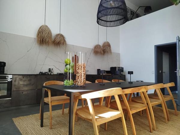 Sublime Maison d'architecte Saint Maximin La Sainte Baume 190 m2 avec terrasse et garage