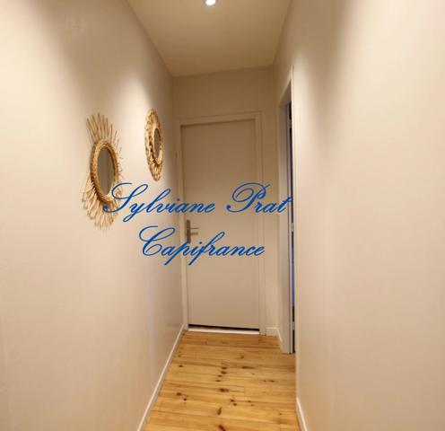 Maison de caractère 5 pièces de 126 m² avec garage sur terrain de 1000 m² ARROS DE NAY (64)