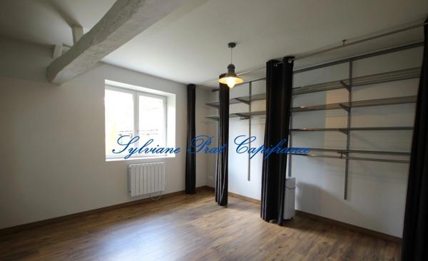Maison de caractère 5 pièces de 126 m² avec garage sur terrain de 1000 m² ARROS DE NAY (64)