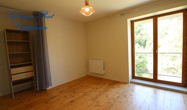 Maison de caractère 5 pièces de 126 m² avec garage sur terrain de 1000 m² ARROS DE NAY (64)