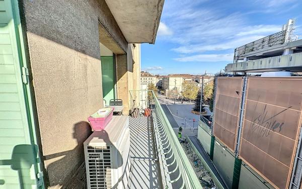 Appartement à vendre    4 pièces • 86 m2 Avignon