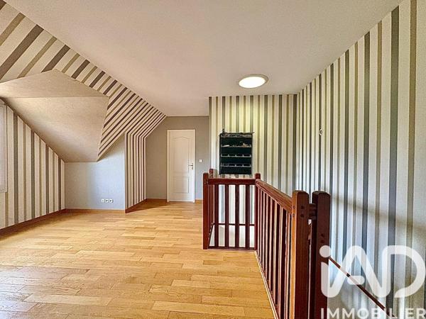 Maison à vendre 5 pièces 154 m² Auneuil