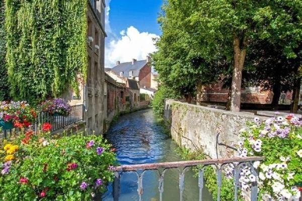 SEMI PLAIN PIED DE 116 M2