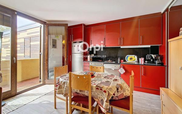 Appartement à vendre    3 pièces • 50 m2 Enveitg