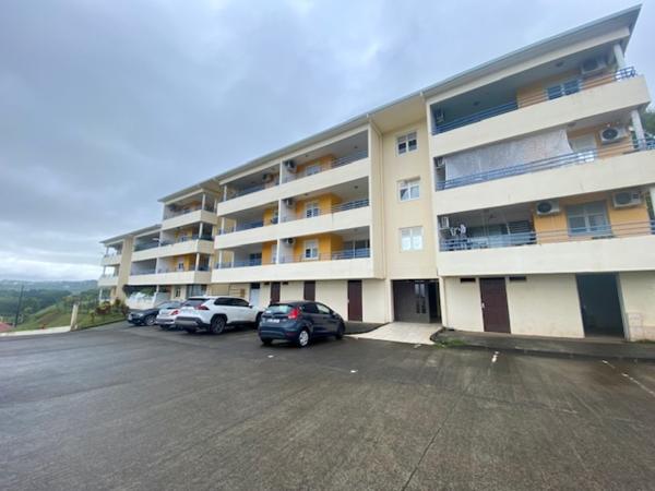 3 pièces 62.2 m² 3 pièces 62.2 m² LA TRINITE - Appartement T3 A VENDRE- 62 m²