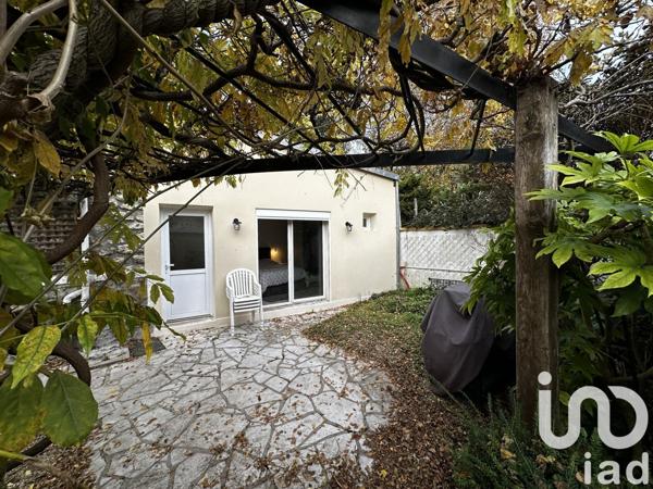 Maison à vendre 7 pièces 107 m² La-Varenne-Saint-Hilaire