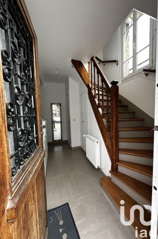 Maison à vendre 7 pièces 107 m² La-Varenne-Saint-Hilaire