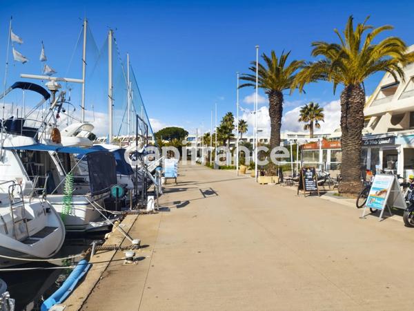 GARD (30) Le Grau-du-Roi (30240) à vendre Murs et fonds de commerce de restaurant en emplacement N°1 de 180 m 2.