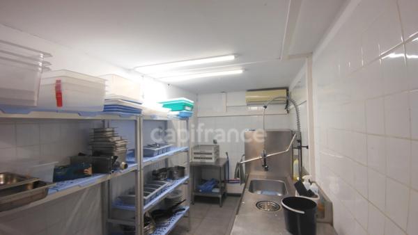 GARD (30) Le Grau-du-Roi (30240) à vendre Murs et fonds de commerce de restaurant en emplacement N°1 de 180 m 2.