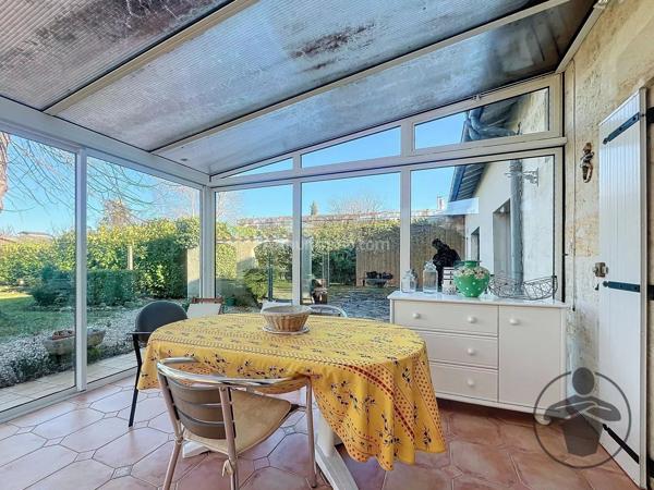 Vente Maison 9 pièces 252 m2 à Coutras
