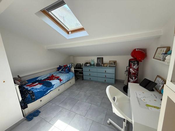 Appartement 4 pièces 78 m² marseille - 13011
