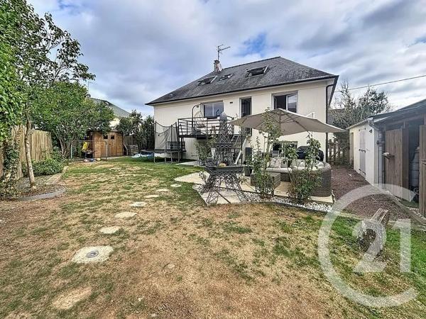 Maison à vendre  8 pièces - 163 m 2   LAVAL  - 53