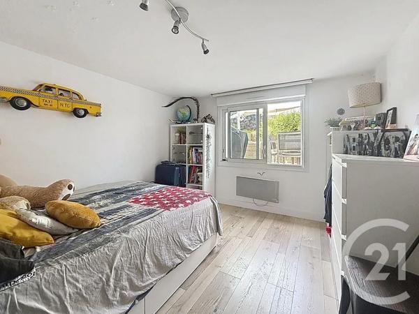 Maison à vendre  8 pièces - 163 m 2   LAVAL  - 53