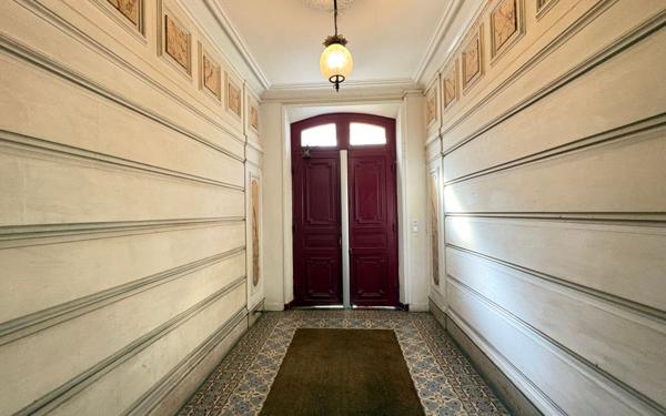 Appartement à vendre    3 pièces • 43 m2 Clichy