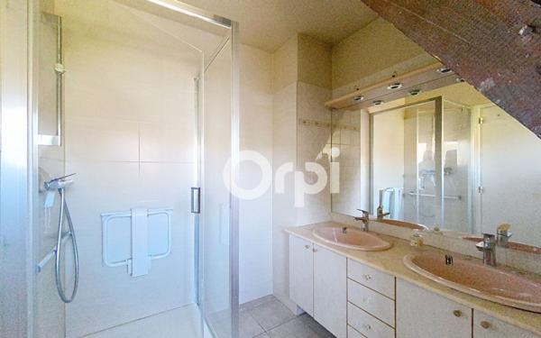 Maison à vendre    5 pièces •  Clamart