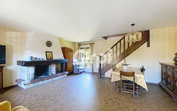 Maison à vendre    5 pièces •  Clamart