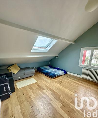 Maison traditionnelle 5 pièces de 122 m² à Limeil-Brévannes (94450)