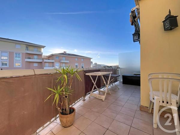 Appartement F2 à vendre  2 pièces - 57 m2 FREJUS - 83