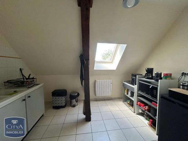 Appartement à louer 2 pièces 45m² Villebarou (41000)