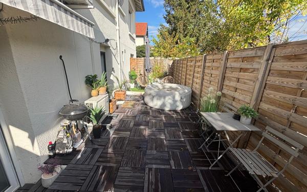 Appartement à vendre    2 pièces • 26 m2 Bron