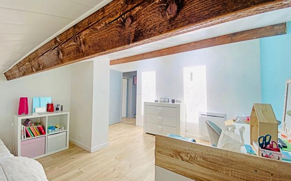 Maison à vendre    8 pièces • 180 m2 Eaunes