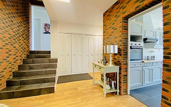 Maison à vendre    8 pièces • 180 m2 Eaunes