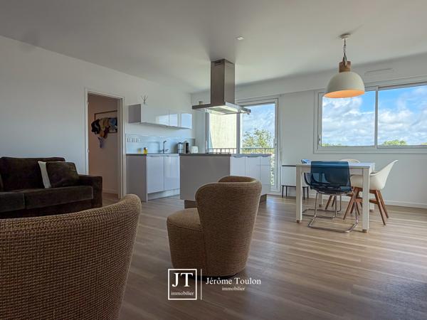 Appartement 4 pièce(s) 2 chambre(s) 73 m²