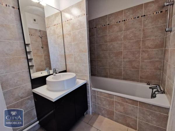 Appartement à louer 2 pièces 33.93m² Perpignan (66000)