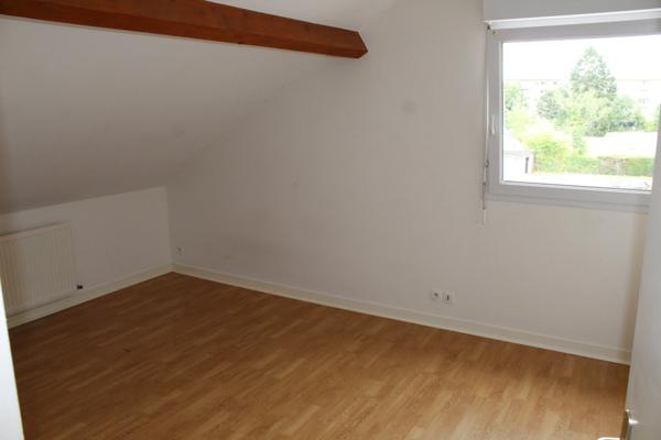 Dpt Ain (01), à vendre BOURG EN BRESSE appartement Duplex T5 de 100 m²