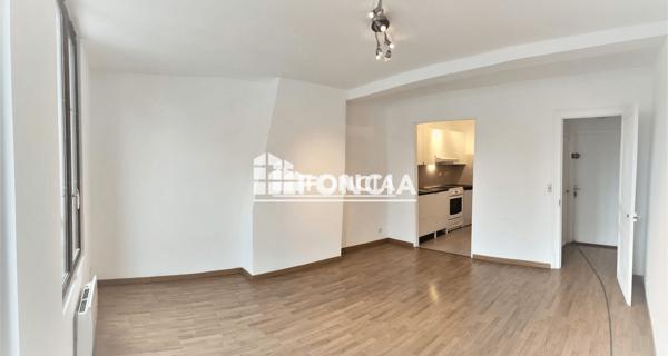 Location Studio 31.04 m² - Magny-en-vexin 95420