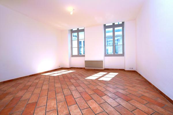 Centre ville Carcassonne, Duplex entierement rénové, 105m² 3 chambres