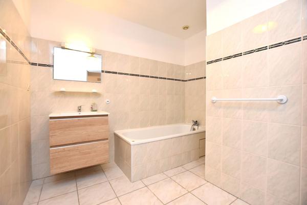 Centre ville Carcassonne, Duplex entierement rénové, 105m² 3 chambres