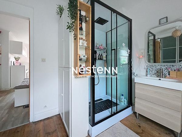 Maison Douai 5 pièce 124 m², 3 chambres, cour. Proximité de la porte d'Arras. 217 900 euros.