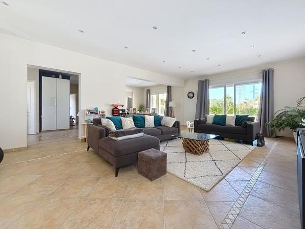 Maison 740 000 € Béziers 6 p 245 m² DPE D