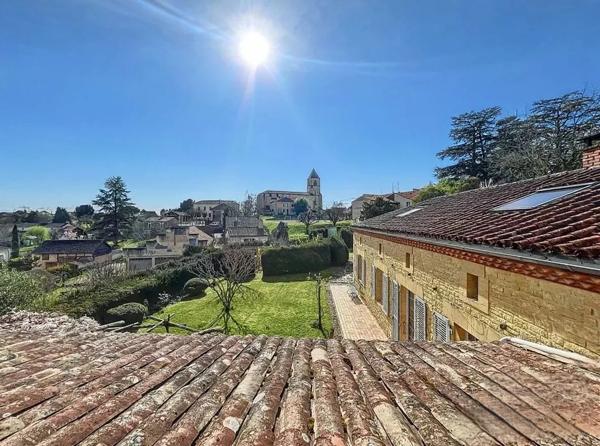 Magnifique demeure au coeur d'un des plus beaux villages du Périgord Belves