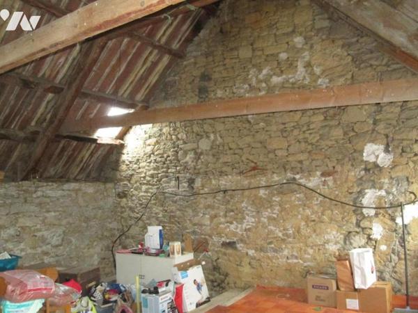 Maison en pierre A RENOVER à Matignon