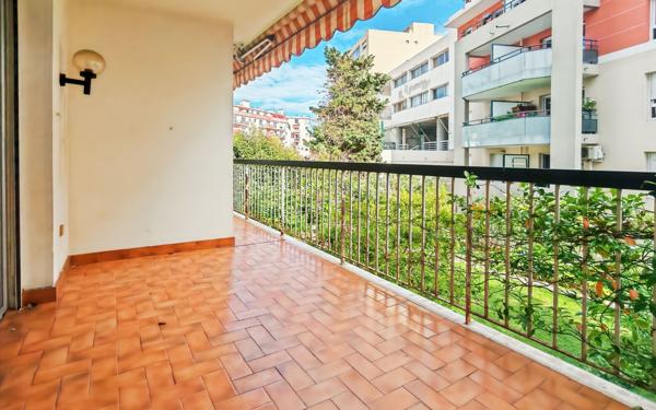 Appartement à vendre    4 pièces • 86 m2 Nice