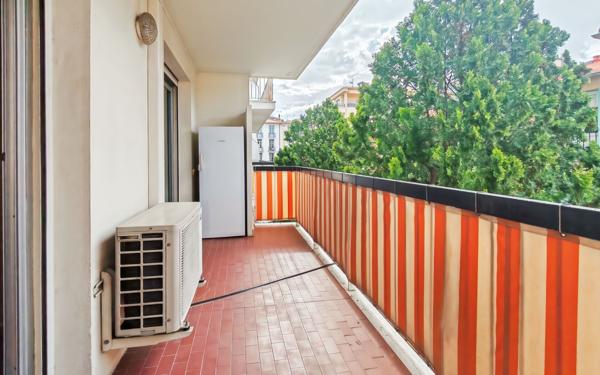 Appartement à vendre    4 pièces • 86 m2 Nice