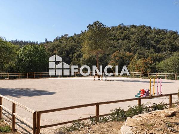 À vendre Maison 7 pièces 196 m² - La Londe-les-maures 83250