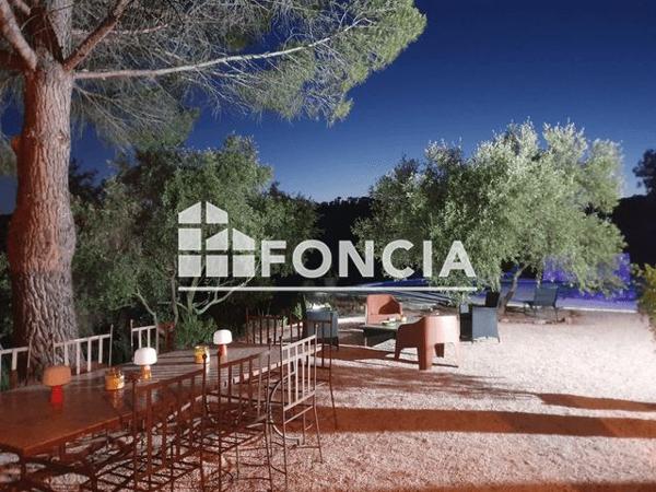 À vendre Maison 7 pièces 196 m² - La Londe-les-maures 83250