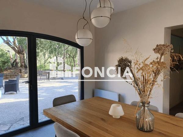 À vendre Maison 7 pièces 196 m² - La Londe-les-maures 83250