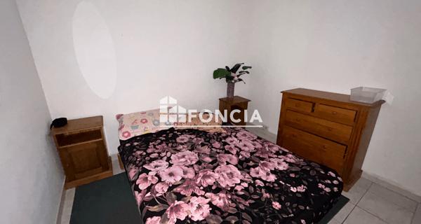 Location Studio meublé 41.35 m² - Marseille 13010