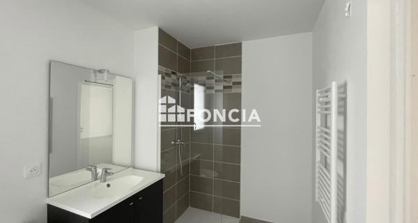 Location Appartement 2 pièces 42.49 m² - Mandelieu-la-napoule 06210