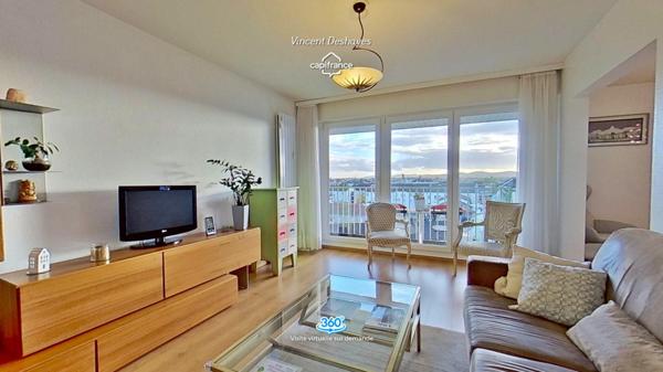 Appartement à vendre ; 4 pièces avec extérieur à MONTIGNY LES METZ - Résidence "Le Régent", quartier Botanique