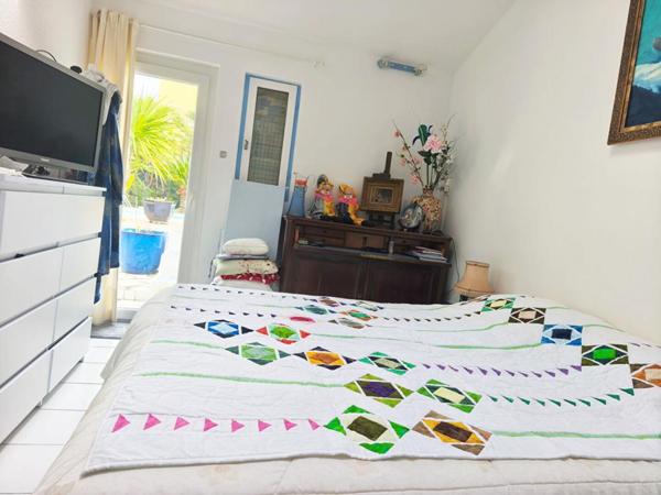 Villa Familiale 6 Pièces, piscine, climatisation, panneaux solaires