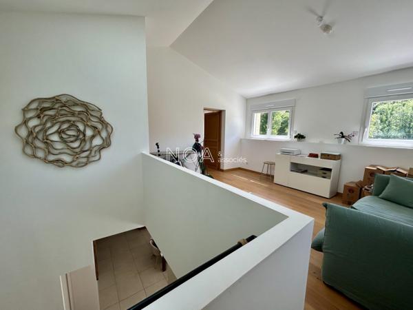 Maison en pierre restaurée avec goût