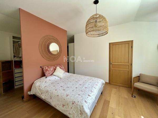 Maison en pierre restaurée avec goût